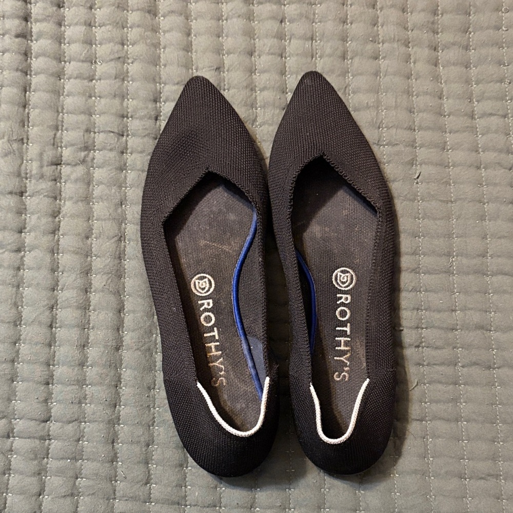 Rothy's Women's Black and Blue Flats